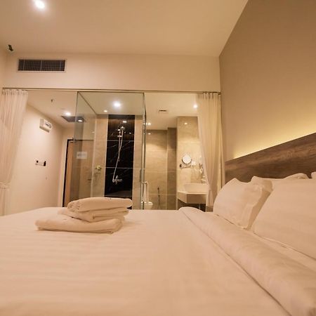 D&F Boutique Hotel Seremban 2 Екстер'єр фото
