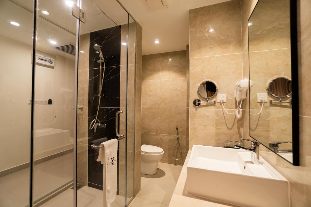 D&F Boutique Hotel Seremban 2 Екстер'єр фото